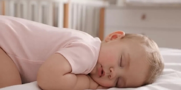 Bebeklerde Uyku Eğitimi İçin En Etkili ve Nazik Yöntemler